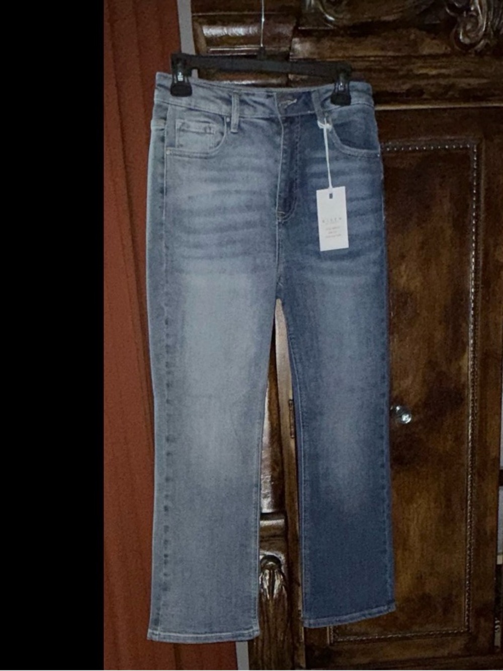 Women’s Ankle Crop Jeans in Faded Blue — Classic High-Rise